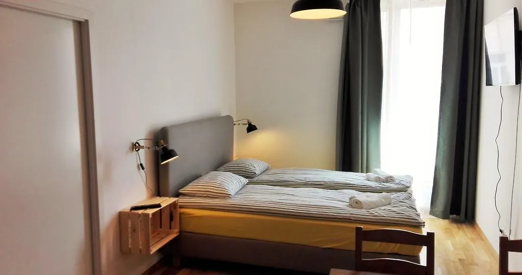 Elen'S Apartments Prague - Free Garage Parking