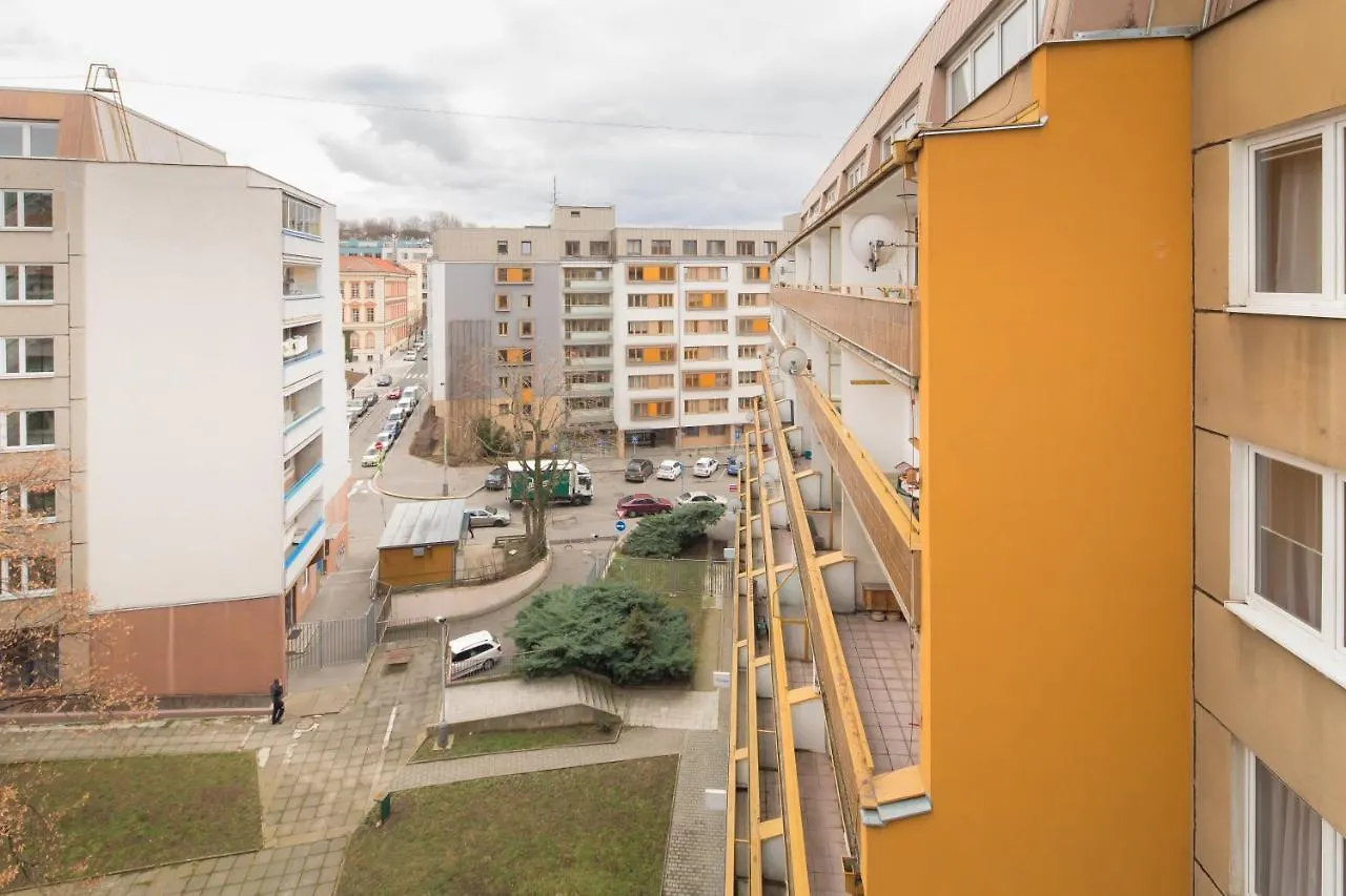 Elen'S Apartments Prague - Free Garage Parking