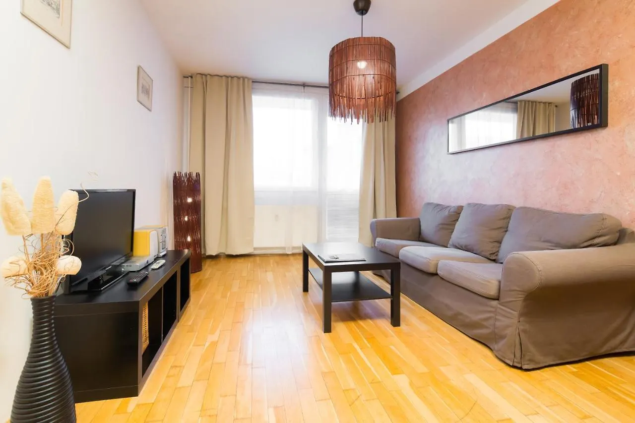 Elen'S Apartments Prague - Free Garage Parking Czech Republic