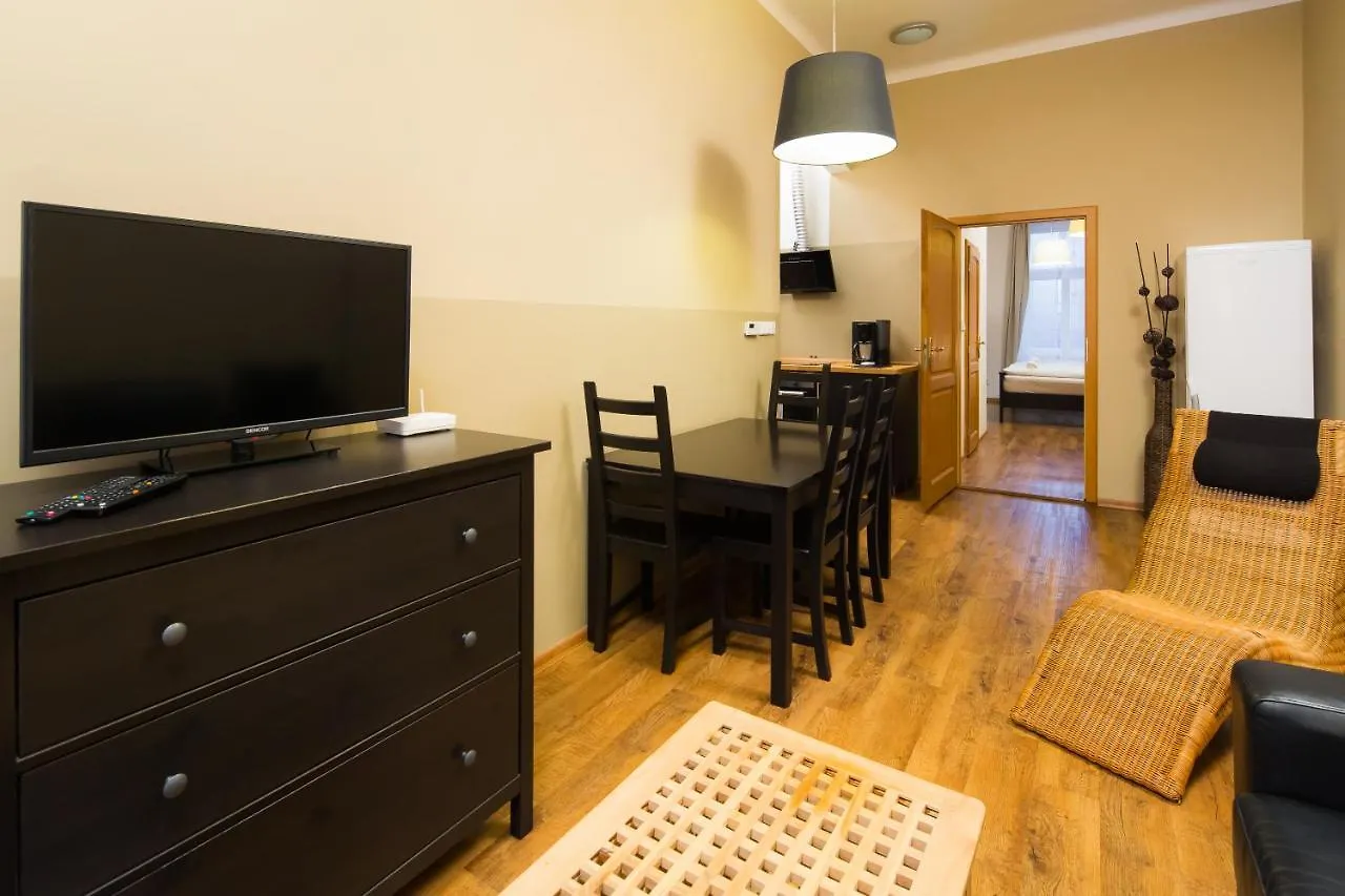 Elen'S Apartments Prague - Free Garage Parking