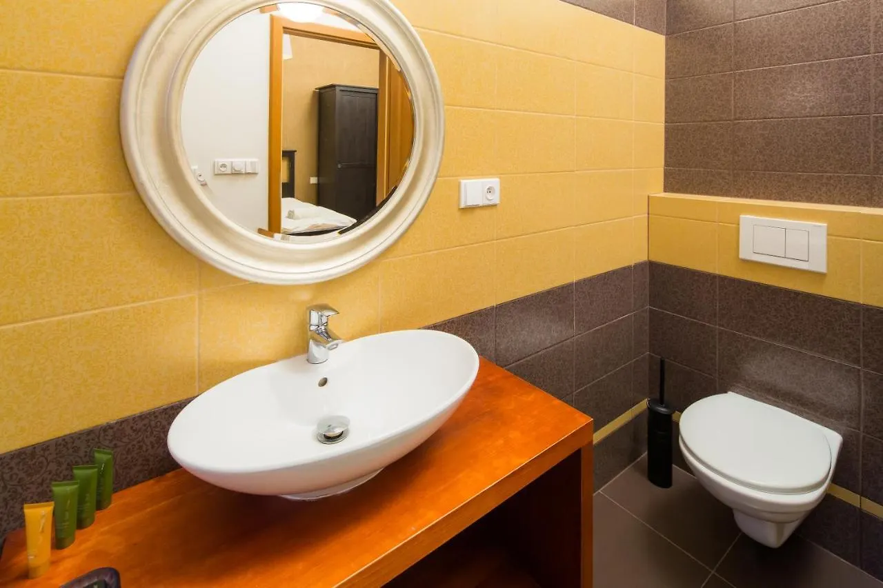 Elen'S Apartments Prague - Free Garage Parking