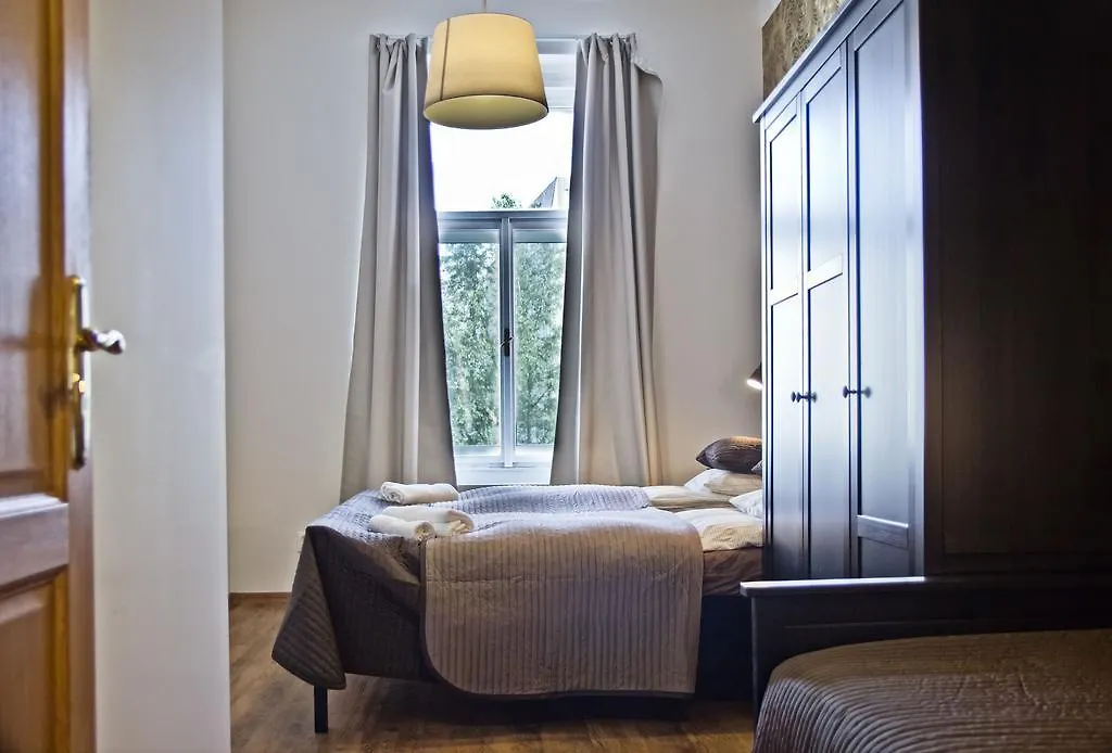 Elen'S Apartments Prague - Free Garage Parking