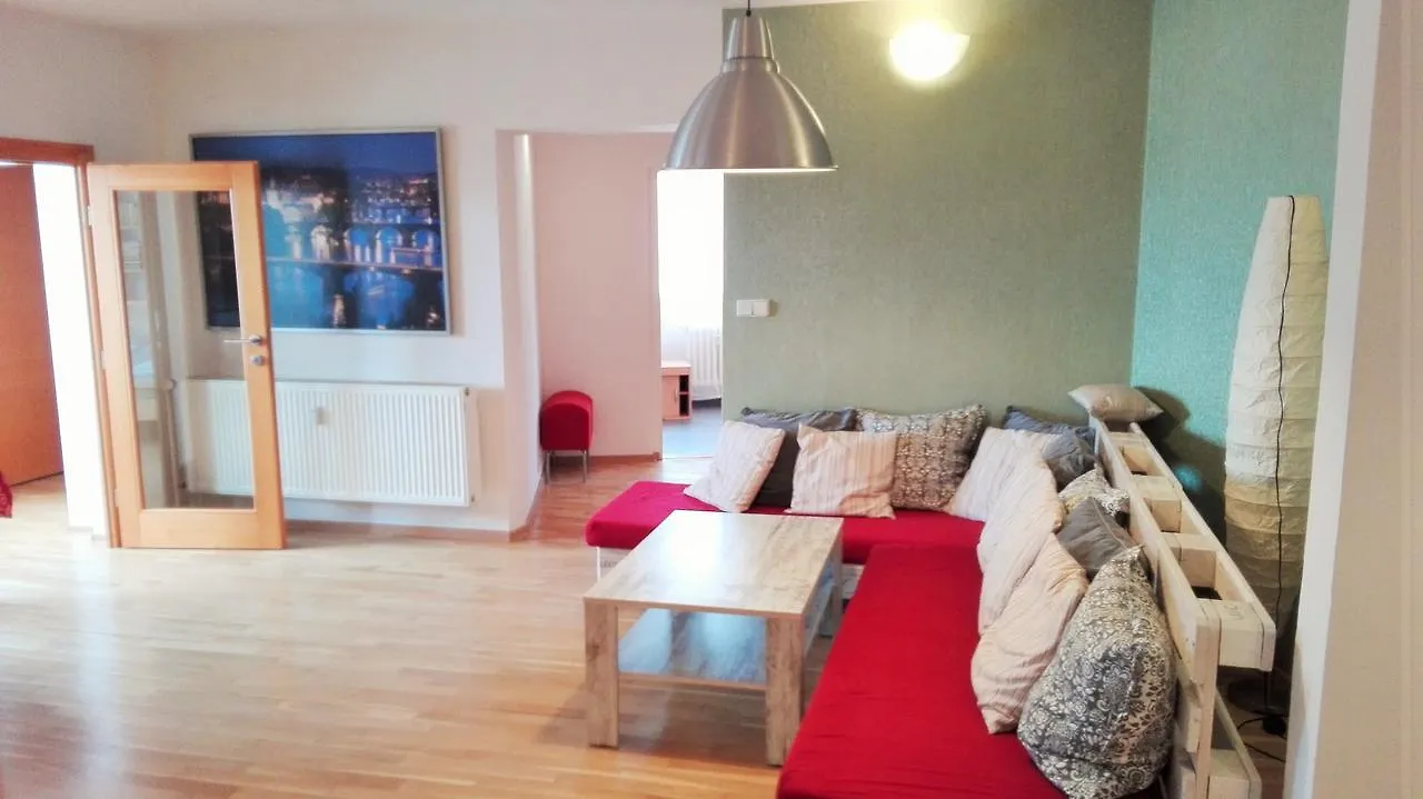 Elen'S Apartments Prague - Free Garage Parking 0*,  Czech Republic